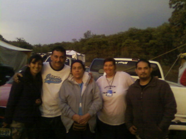 GUERREROS DE LA LUZ
LAURA,RIGO,NIKO,CECY,MAYCOL.